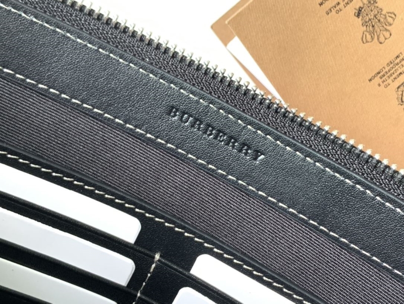 Burberry Wallets & Purse